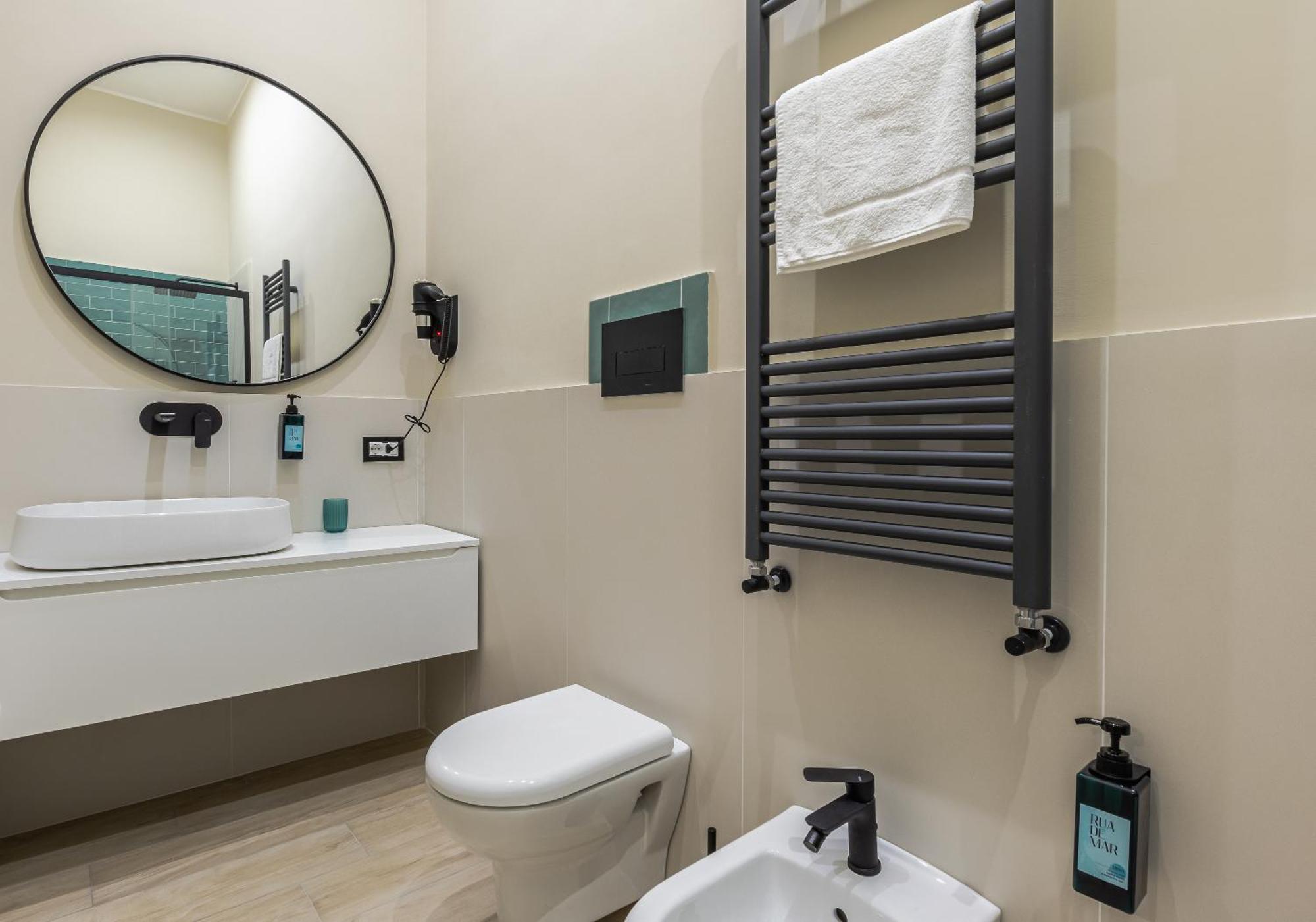 Rua De Mar Chiatamone Hotel Наполи Екстериор снимка