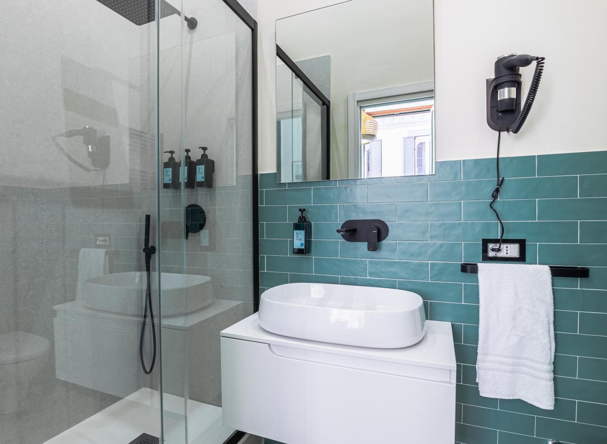 Rua De Mar Chiatamone Hotel Наполи Екстериор снимка